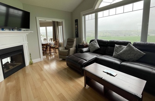 New Glasgow House | Water View Vacation Home In New Glasgow- Close To Golf Courses & Beaches