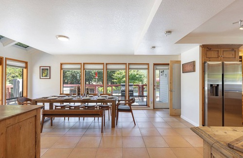 Sebastopol House | Water & Vine In Sebastopol