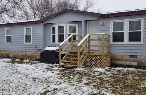 Linwood House | Guest Rated 10/10: Waterbuggs Place Cottage with Kitchen