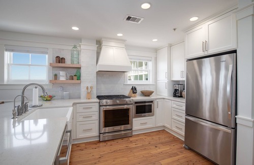 Seaside House | Beachfront Watercolor Retreat with Oceanview & Spa