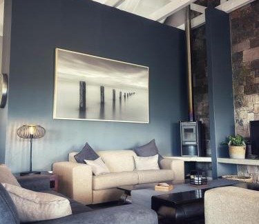 Dullstroom House | Relaxing Escape at Waterfall House - 4-Star Spa Retreat