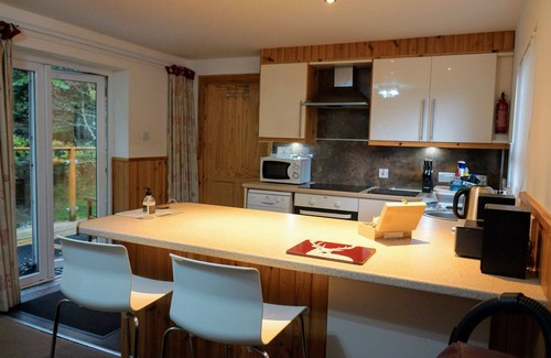 Killin Cabin | Tranquil Retreat at Waterfall Lodge - Guest Rated 9.6/10