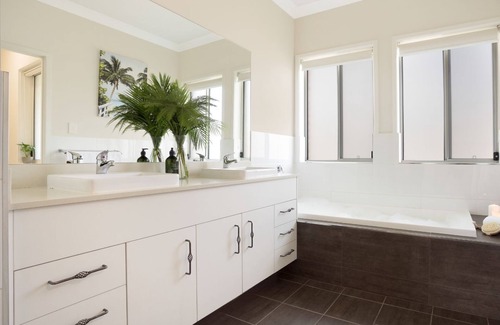 Jerrara House | Waterfall Rest – Idyllic Oasis with Pool and Pet-Friendly Amenities