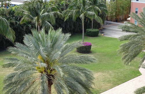 Lantana Condo | WATERFRONT 2BD 2BTH PH UNIT HUGE SOUTHERN EXPOSURE WATERVIEWS
