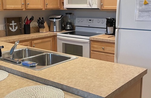 Alexandria Bay Condo | Waterfront 3 BDRM Condo with Pool & Spa, Rated 9.8/10