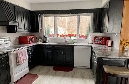 Tawas City House | Experience Lake Huron: 3 Bed Waterfront Home for Families