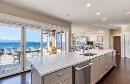 Adelma Beach House | Waterfront 4BDR w/Deck, Stunning Views, Fire Pit | Cedar Street by AvantStay