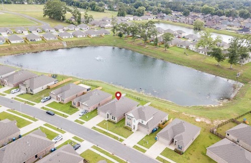 Lafayette Villa | Waterfront 4-Bedroom Retreat with Pet-Friendly Amenities