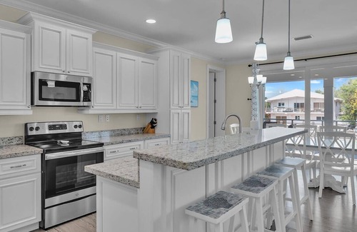 Marathon House | Waterfront 4BR in Marathon with Pool, Hot Tub & Private Dock
