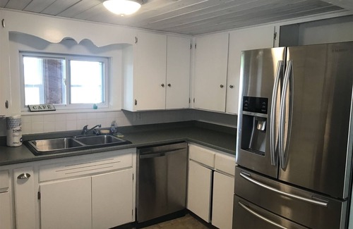 Camp Ellis House | Perfect 5BR Waterfront Retreat in Camp Ellis - Rated 10/10
