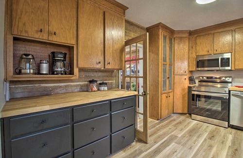 Valona Cabin | Waterfront Retreat with Private Dock & Ocean Views