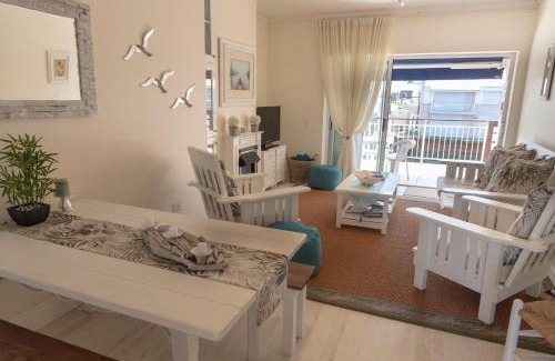 Waterfront House | Exceptional Holiday Homes in Knysna, South Africa - 9.5/10