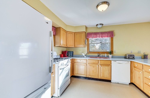 Alburg House | Idyllic Alburgh Waterfront Escape with Private Beach Access