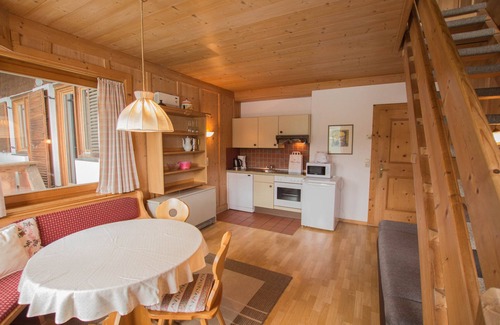 Zell am See Apartment | Waterfront Apartment 2: Guest Rated 10/10 with Ocean Views
