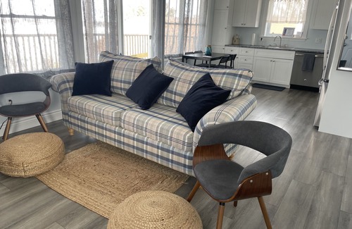 West Covehead Apartment | Top-Rated Waterfront Beach Apartment with Ocean View