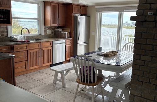 Misquamicut House | Idyllic Waterfront Beach House with Oceanfront Pool & Spa