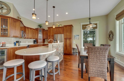Charlevoix House | Private Lake Michigan Retreat | Ocean Views & Family-Friendly