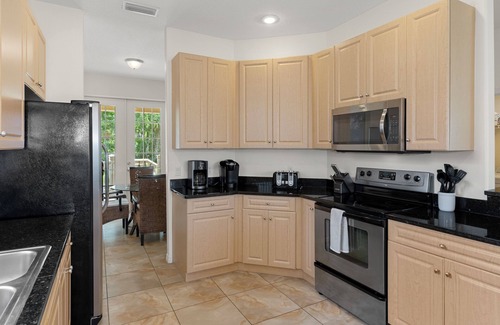 Homosassa Villa | Waterfront Retreat: Pet-Friendly with Boat Dock & Great Reviews