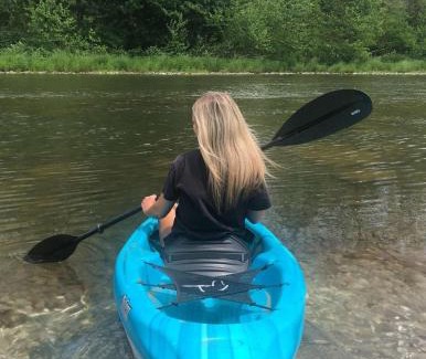 Tunkhannock House | WaterFront Cabin with Hot Tub, Kayaks & Fun Game Consoles