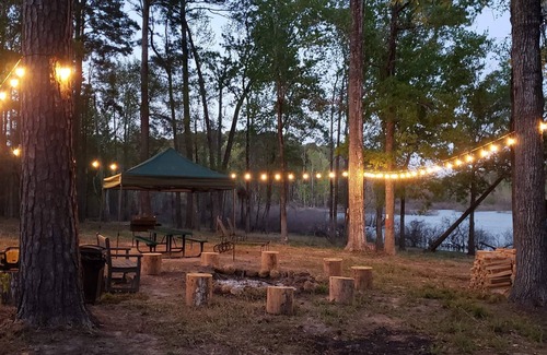 Broaddus Cabin | Secluded Cove Waterfront Cabin with Lake Views & Pet Friendly