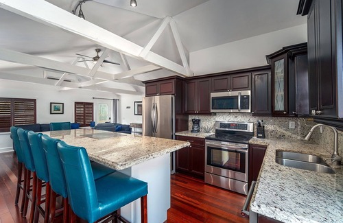 Little Torch Key House | Beautiful Waterfront Captain House with Boat Basin Access