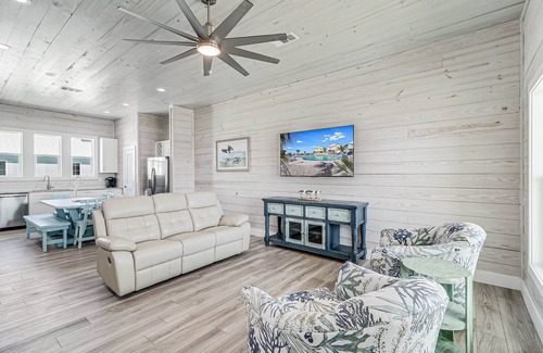 Palm Harbor House | Waterfront Retreat with Pool, Hot Tub, and Ocean Views