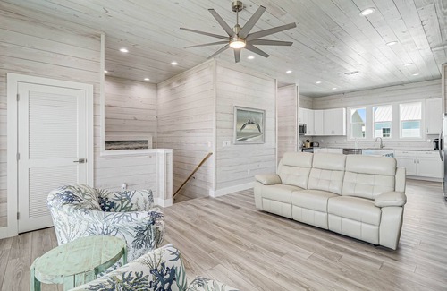 Palm Harbor House | Waterfront Retreat with Pool, Hot Tub, and Ocean Views
