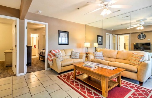 Lakeland Apartment | Lake Ozark Waterfront Condo with Pool and Boat Slip Access