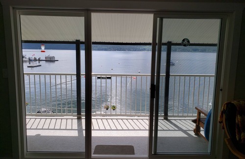 Anglemont Condo | Waterfront Condo with Lake View on Sunny Shuswap Lake