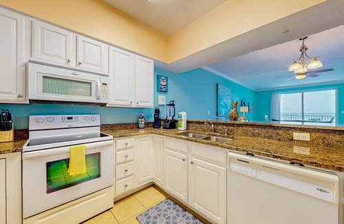 Ono Island Condo | Seaside Condo with Pools, Beach Access & Ocean Views