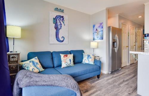 North Beach Apartment | Relaxing Waterfront Escape in Corpus Christi with Pool Access