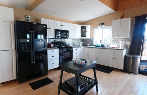 Trent Hills Cottage | Pet-Friendly Waterfront Cottage in Trent Hills, Ontario