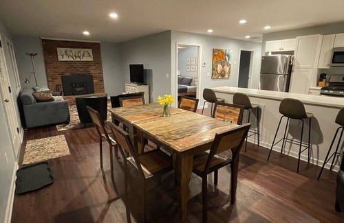 Eagle Rock Cottage | Water Front Cottage on Craig Creek: Rated 10/10 & Pet Friendly