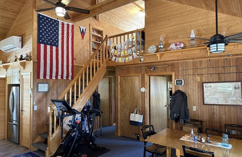 Grenell Cottage | Premier Waterfront Cottage on Grenell Island with Ocean Views