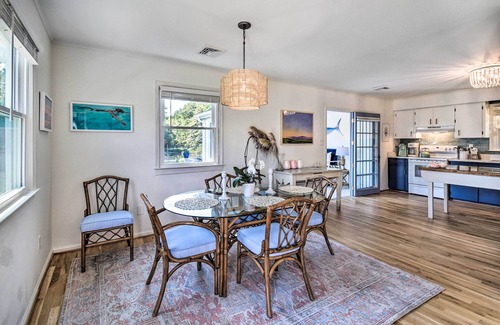 Deltaville Cottage | Waterfront Deltaville Cottage w/Fire Pit!