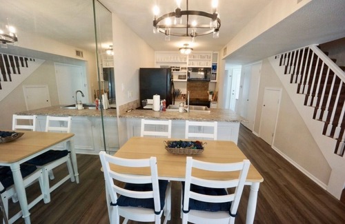 Port O Connor House | Waterfront Escape at Dockside with Ocean Views
