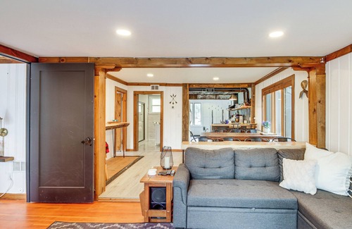 Duluth Cottage | Waterfront Duluth Cabin with Deck and River Views