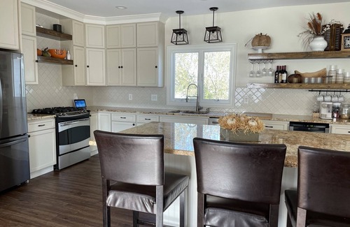 Seaford House | Waterfront Family Oasis in Seaford: Rated 10/10!