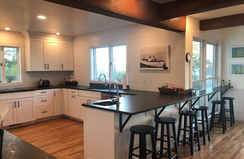 Woolford House | Idyllic Waterfront Family Retreat with Pool on Expansive Land