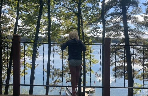 Lake Tomahawk House | Family-Friendly Waterfront Cabin at Beautiful Horsehead