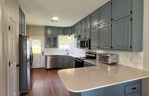 Burnet House | Waterfront Fun on Inks Lake