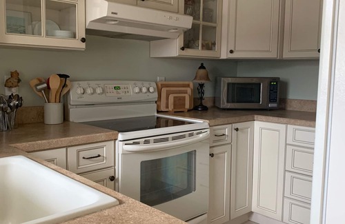 Cape May - Wildwood House | Serene Waterfront Gem with Stunning Ocean Views