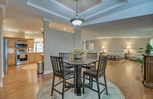Georgetown House | Elegant Georgetown Retreat with Spa Overlooking Lake George