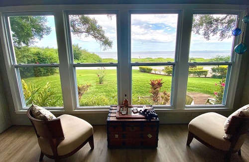 Safety Harbor House | Pet-Friendly Waterfront Cottage Near Beaches & Downtown