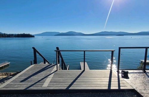 Hope House | Scenic Waterfront Home on Lake Pend Oreille - 10/10 Rated