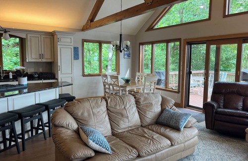 Magnolia House | Scenic Waterfront Home with Dock, Sleeps 8 in Betterton