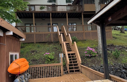 Moneta House | Waterfront home. Private dock, pool table, kayaks, family friendly boat parking