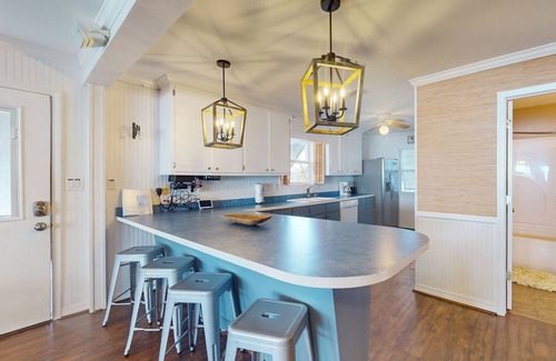 Royal Lagoons House | Scenic Waterfront Retreat with Pet-Friendly Amenities
