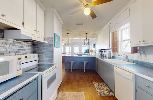 Royal Lagoons House | Scenic Waterfront Retreat with Pet-Friendly Amenities