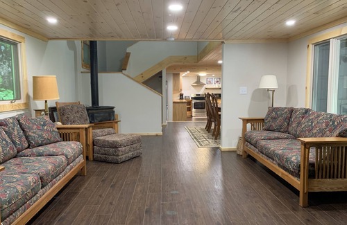 Old Forge House | Waterfront Home with Pool and Spa - Rated 9.4/10